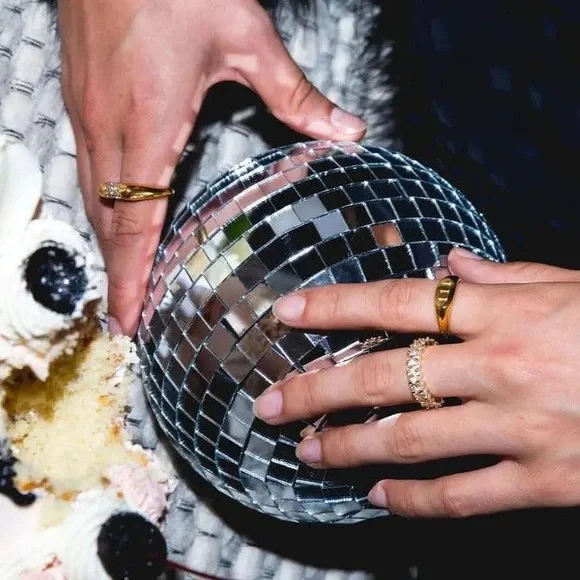 Elegant Gold Chunky Ring with Crystal Accents Size 8 - Picture 2 of 7